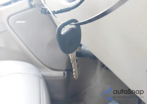 2005 Chevrolet Suburban 1500 Z71 from USA, damaged, VIN 3GNFK16Z85G214938